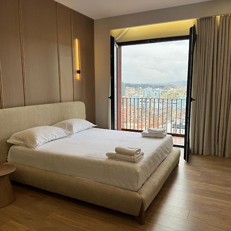 Square Inn Garden Aparthotel Tiranë Ngoại thất bức ảnh