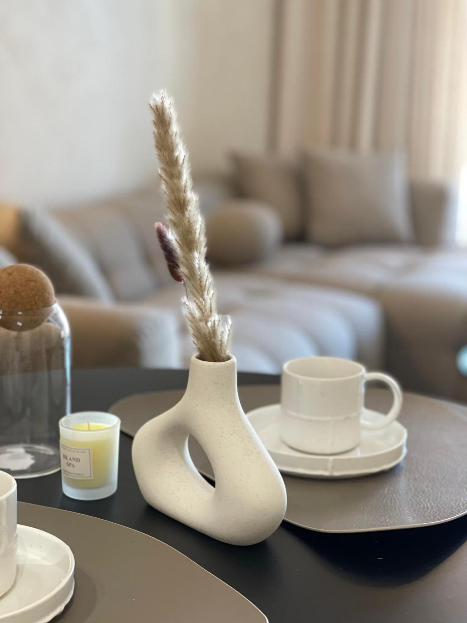 Square Inn Garden Aparthotel Tiranë Ngoại thất bức ảnh