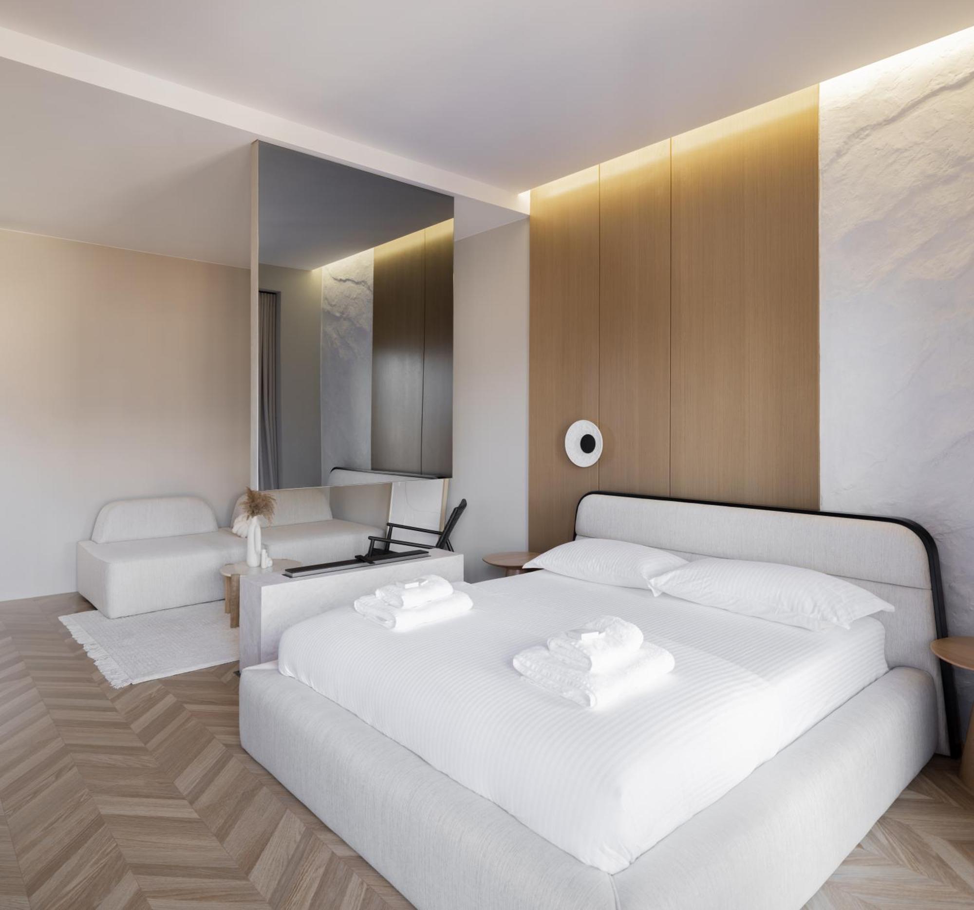 Square Inn Garden Aparthotel Tiranë Ngoại thất bức ảnh