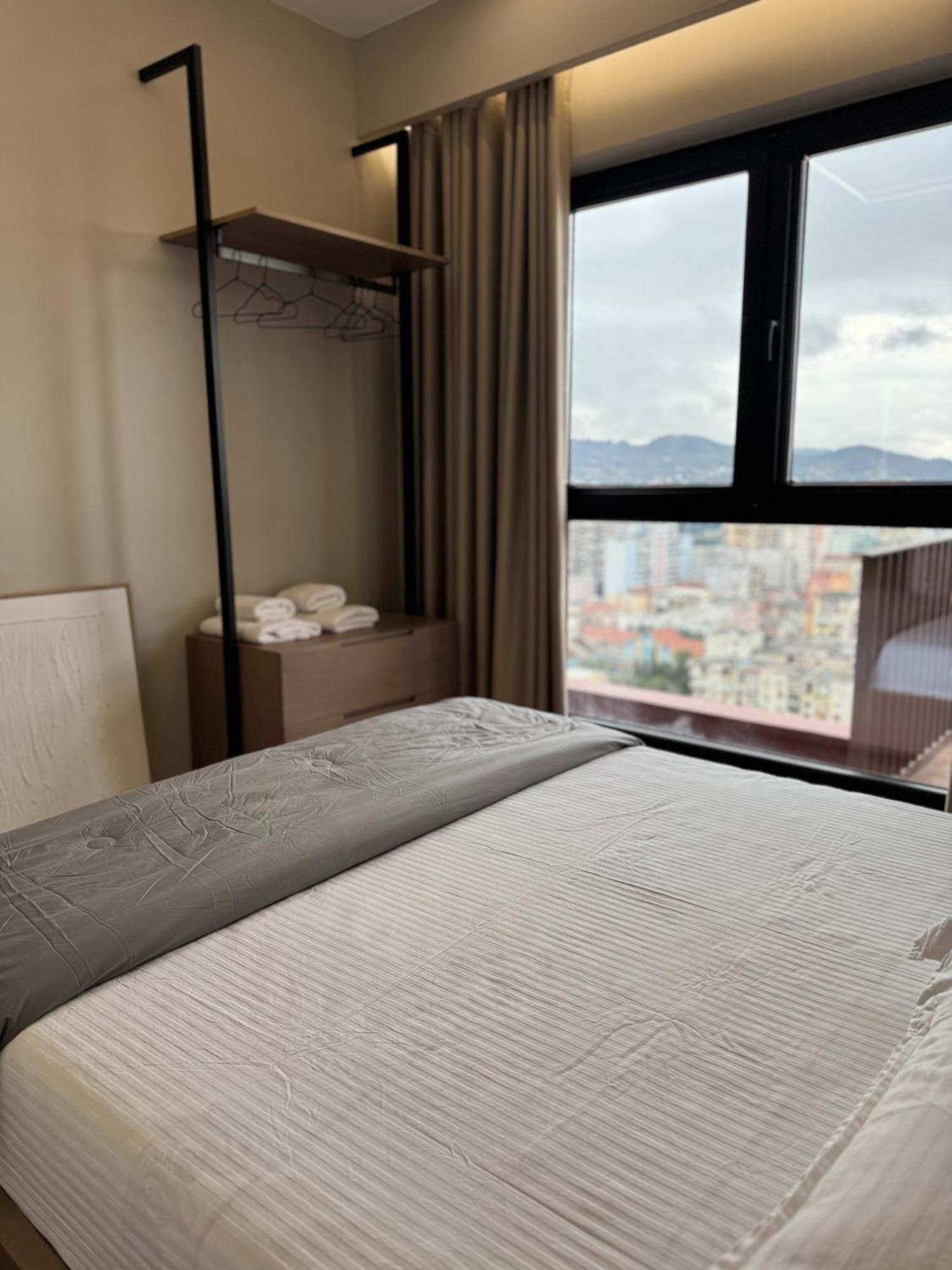 Square Inn Garden Aparthotel Tiranë Ngoại thất bức ảnh