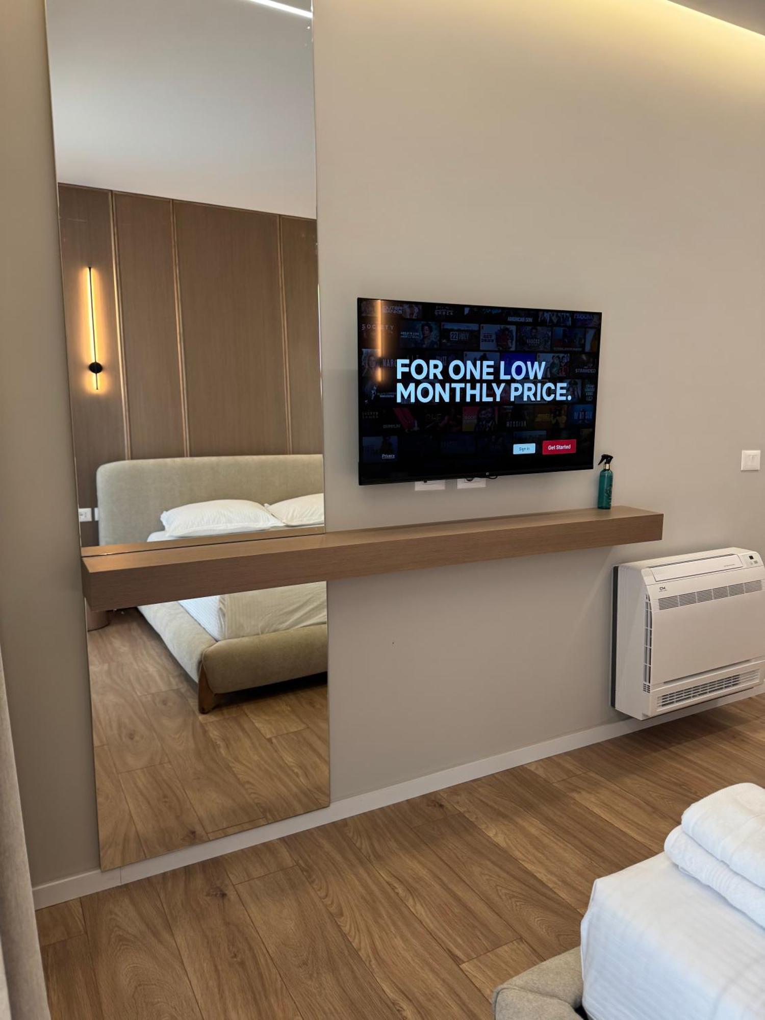 Square Inn Garden Aparthotel Tiranë Ngoại thất bức ảnh